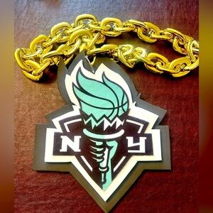 🏀WNBA 🏀 NY Liberty Necklace w/gold chain